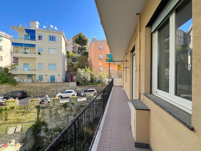 Appartamento in Vendita in Via Pica 9 a Genova