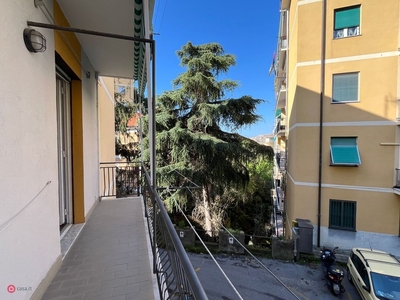 Appartamento in Vendita in Via Pica a Genova