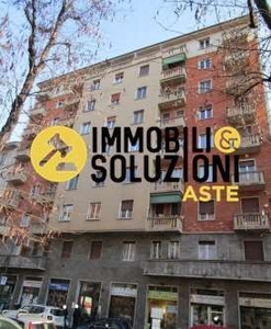 Appartamento in Vendita in Via Pisanello 21 a Milano