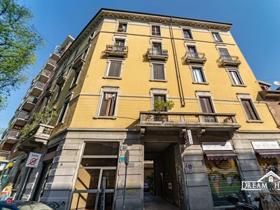 Appartamento in Vendita in Via Tortona 36 a Milano