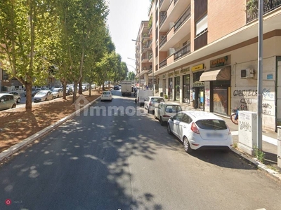 Appartamento in Vendita in Via Umberto Fracchia a Roma