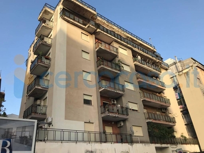 Appartamento Trilocale in affitto a Palermo