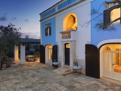 Casa Blu, prestigiosa Villa con piscina privata e Spa nel Resort Terra Sessana