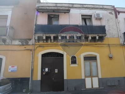 Casa indipendente di 188 mq a Catania