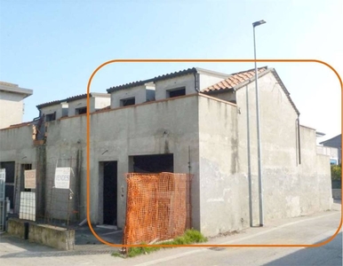 Casa Indipendente in vendita a Chioggia strada Statale Romea