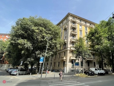Casa indipendente in Vendita in Via Emanuele Filiberto 14 a Milano