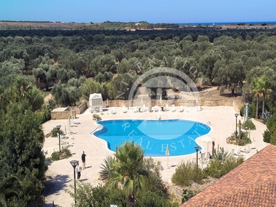 Prestigiosa villa di 3000 mq in vendita, Gallipoli, Puglia