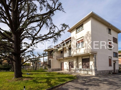 Esclusiva villa in vendita Via Ticino, Lonate Pozzolo, Lombardia