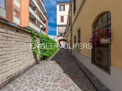 Loft in Vendita in Via della Marrana a Roma