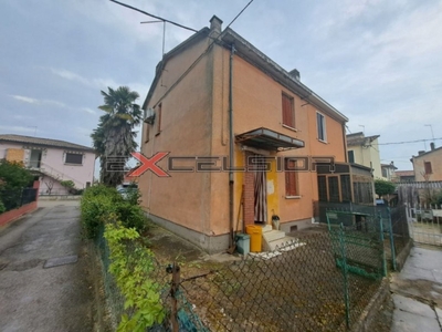 Porzione di Casa in vendita a Cavarzere via g. Matteotti n.20 bis - Cavarzere (ve)