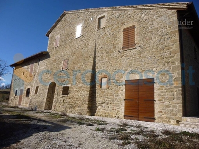 Rustico casale da ristrutturare, in vendita in Località San Presto 102, Assisi