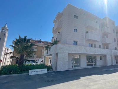 Trilocale con box, San Benedetto del Tronto residenziale sud