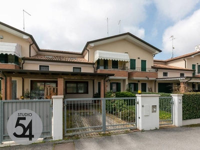 Villa a Schiera in vendita a Jesolo via Trinchet