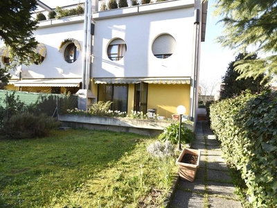 Villa a Schiera in vendita a San Donà di Piave via Onorevole Filippo Turati, 47