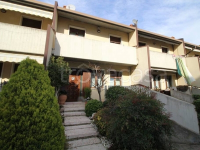 Villa a Schiera in vendita a Sona via Volturno