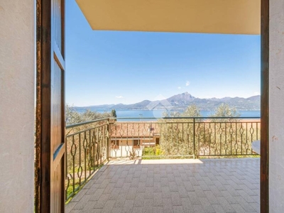 Villa a Schiera in vendita a Torri del Benaco località prandine, 39