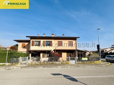 Villa a Schiera in vendita a Valeggio sul Mincio via dei Cavalieri