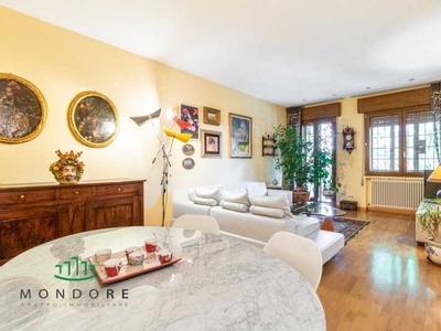 Villa Bifamiliare in Vendita ad Granarolo Dell`emilia - 639000 Euro