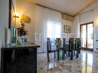 Villa in in vendita da privato a Soave via Antonio Salieri, 2
