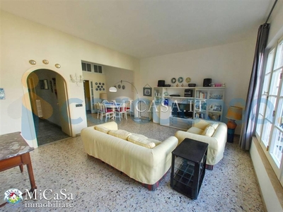 Villa in ottime condizioni, in affitto in Via Pisorno 14, Pisa