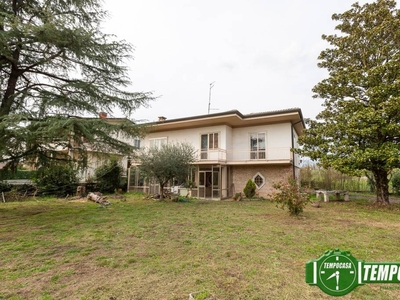 Villa in vendita a Pescantina viale Verona
