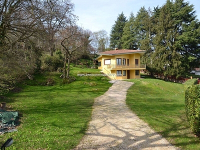 Villa in vendita a San Zeno di Montagna via Ca' Schena