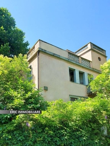 Villa in vendita a Venezia via Candia, 9