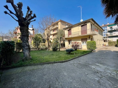Villa in vendita a Venezia viale Giuseppe Garibaldi