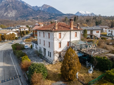 Villa indipendente da ristrutturare a Mas di Sedico