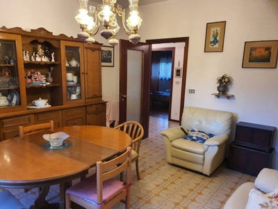 Appartamento in vendita a Bologna via Vetulonia, 7