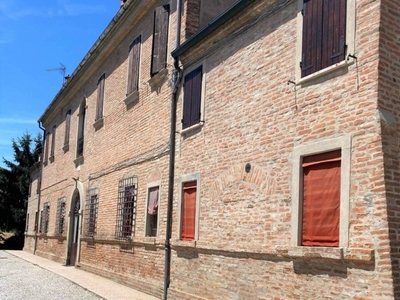 Casale in vendita a Ferrara