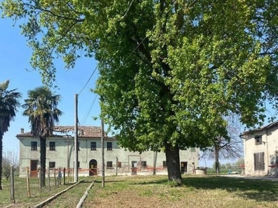 Colonica in vendita a Ferrara