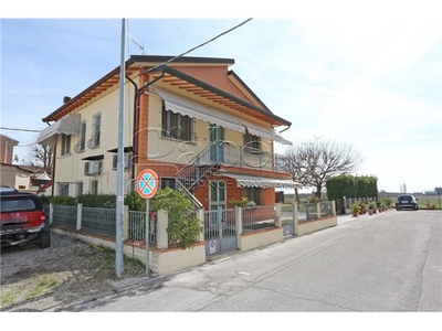 Casa Indipendente in Via Cento, Vigarano Mainarda (FE)