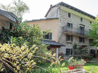 villa in vendita a Bosco Chiesanuova