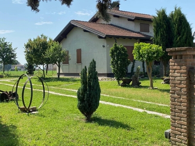 Villa in vendita a Ferrara via Fortunata, 15