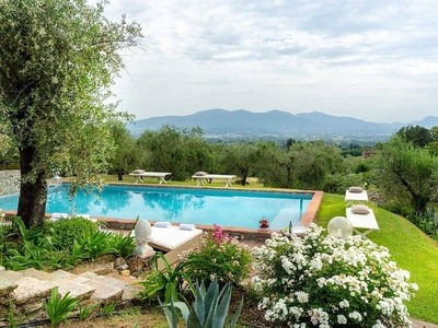 7 Bedrooms Luxury Farmhouse in Lucca, Outdoor and Indoor Heated Swimming Pools