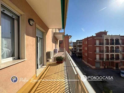 Appartamento in Vendita ad Pietra Ligure - 170000 Euro