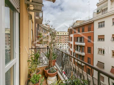 Appartamento in Vendita ad Roma - 379000 Euro