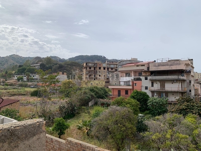 Casa a Reggio di Calabria in Via Nazionale Archi, Reggio Calabria, Pentimele