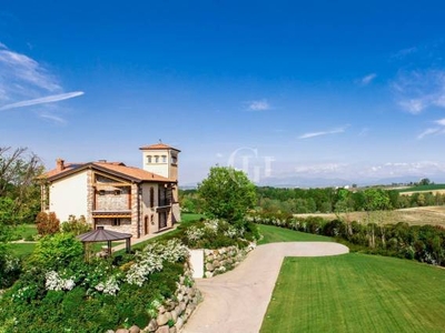 Casa in vendita in Pozzolengo, Italia