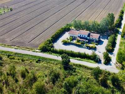 Casa indipendente in vendita Modena