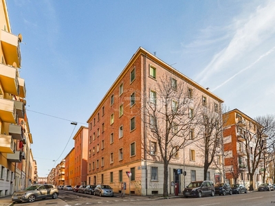 Vendita Appartamento Via Col di Lana, Bologna