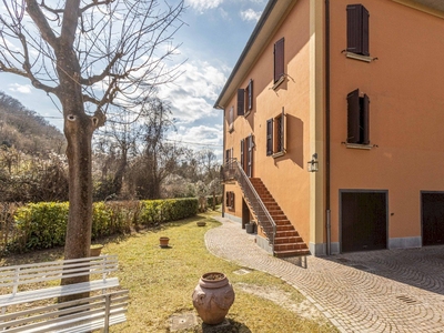 Vendita Villa Unifamiliare Bologna