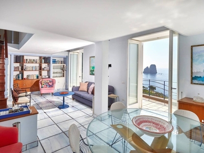 Appartamento in affitto a Capri via Piccola Marina