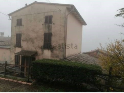 Rustico in in affitto da privato a Lugagnano Val d'Arda strada Provinciale di Bardi