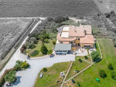 Villa bifamiliare in vendita a Cerveteri Roma