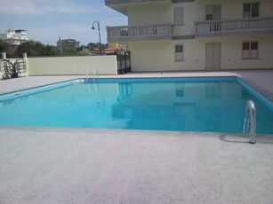 Appartamento a Caulonia Marina con piscina