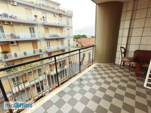 Appartamento arredato con terrazzo Centro