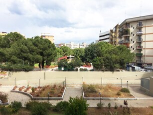 Appartamento di 3 vani /20 mq a Bari - Picone (zona Policlinico - Stazione)