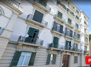 Appartamento in affitto Napoli